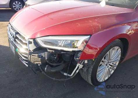 2018 Audi A5 2.0T Premium z USA, uszkodzony, nr VIN WAUBNCF58JA006149